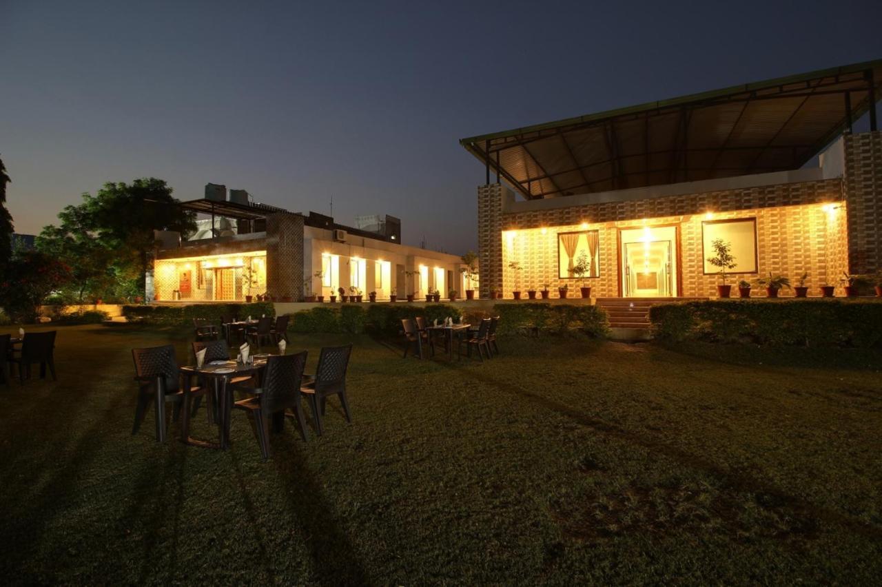 Resort Fateh Vilas & Udaipur