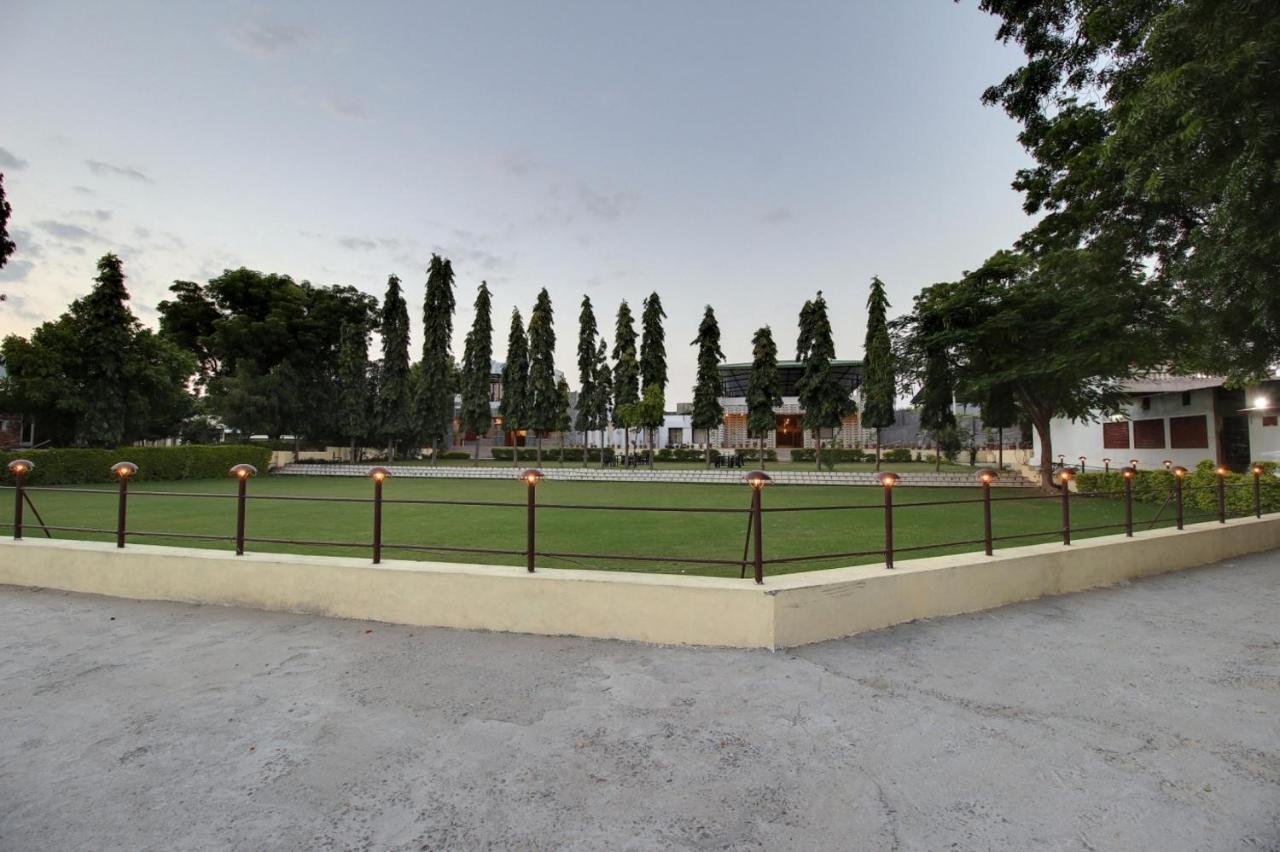 Fateh Vilas & Resort