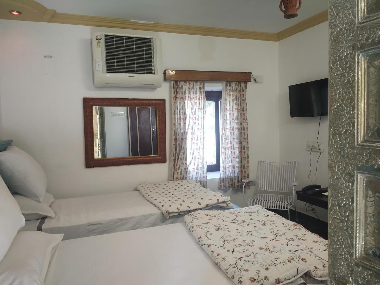 Mewari Bed & Breakfast 3*