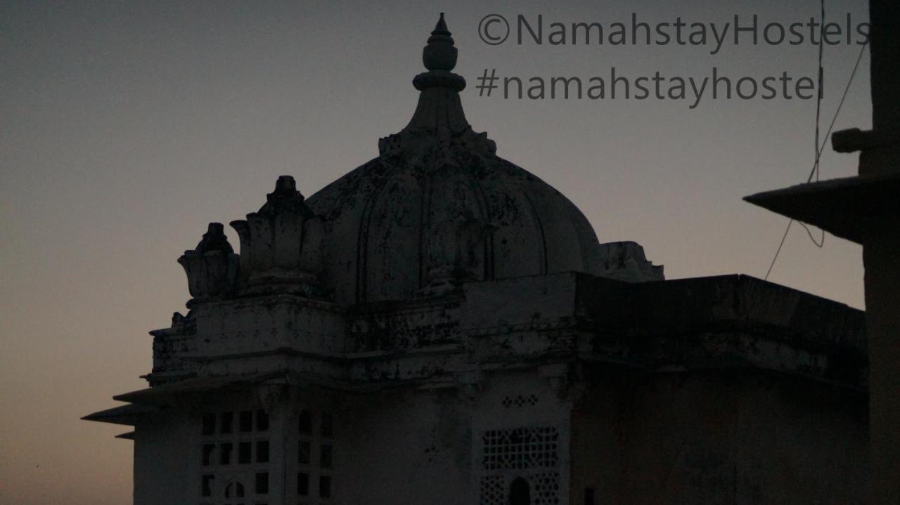 Castle Namahstay & Art Space Hostel *