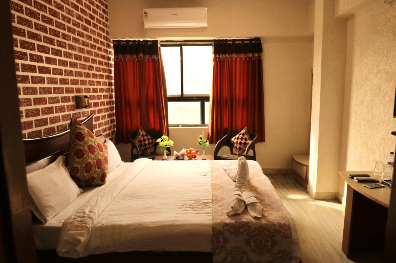 Darshan Palace Hotel