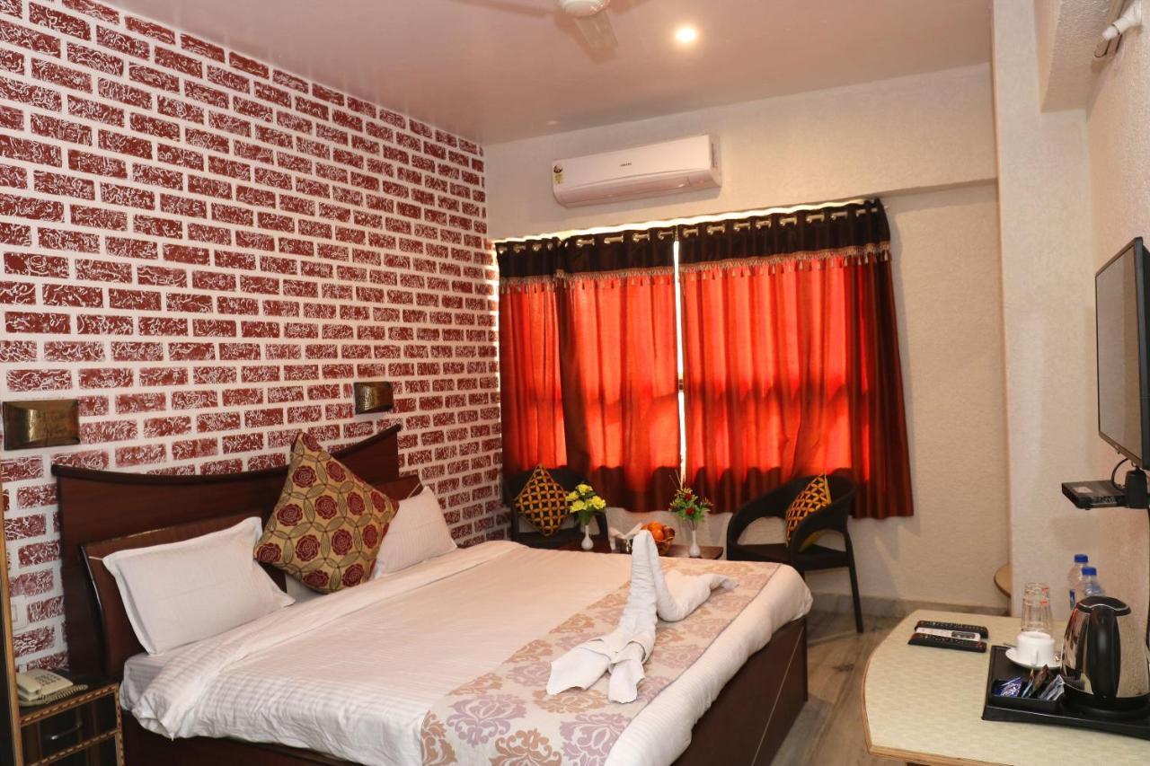 Darshan Palace Hotel