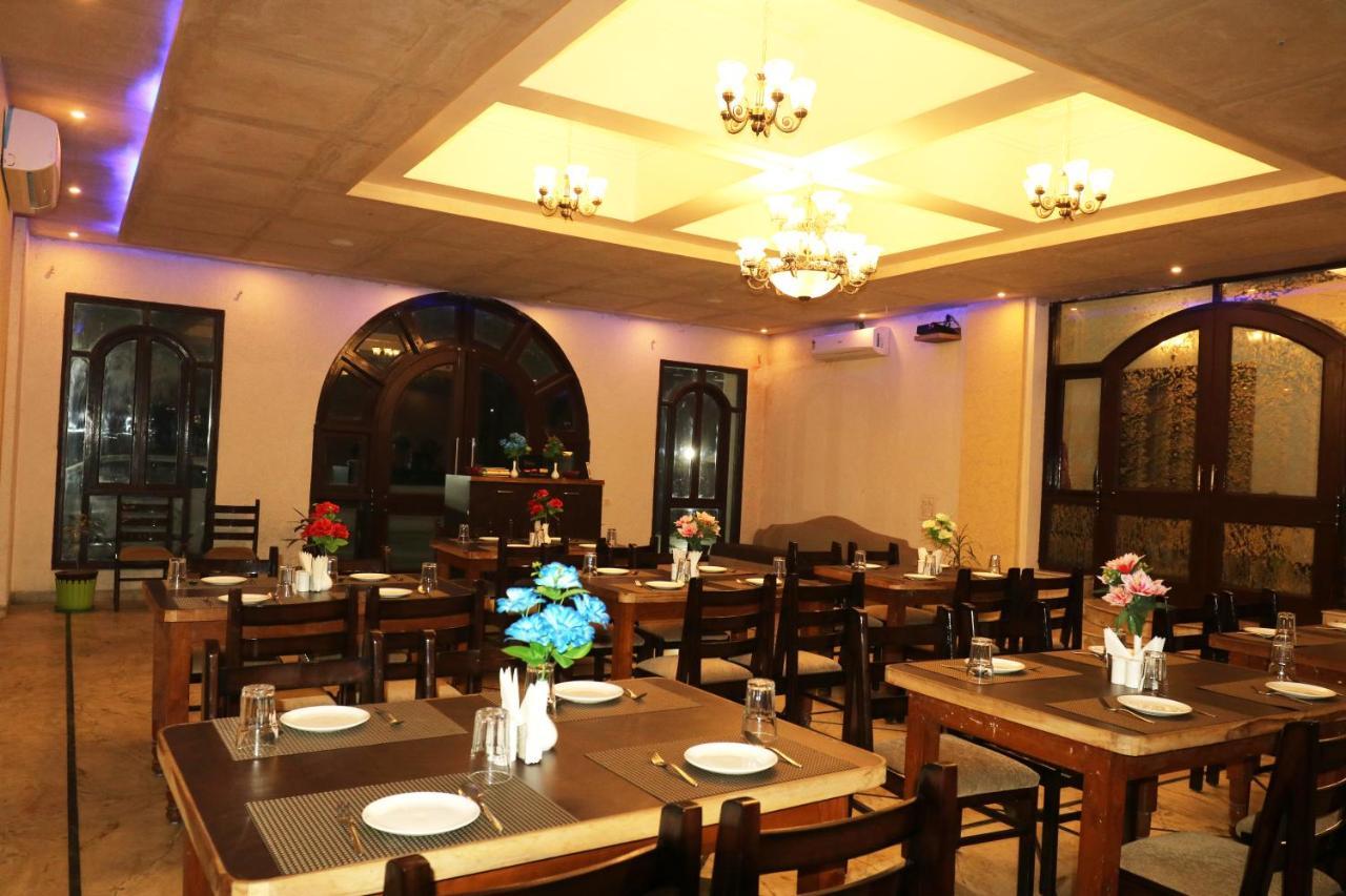 Hotel Darshan Palace