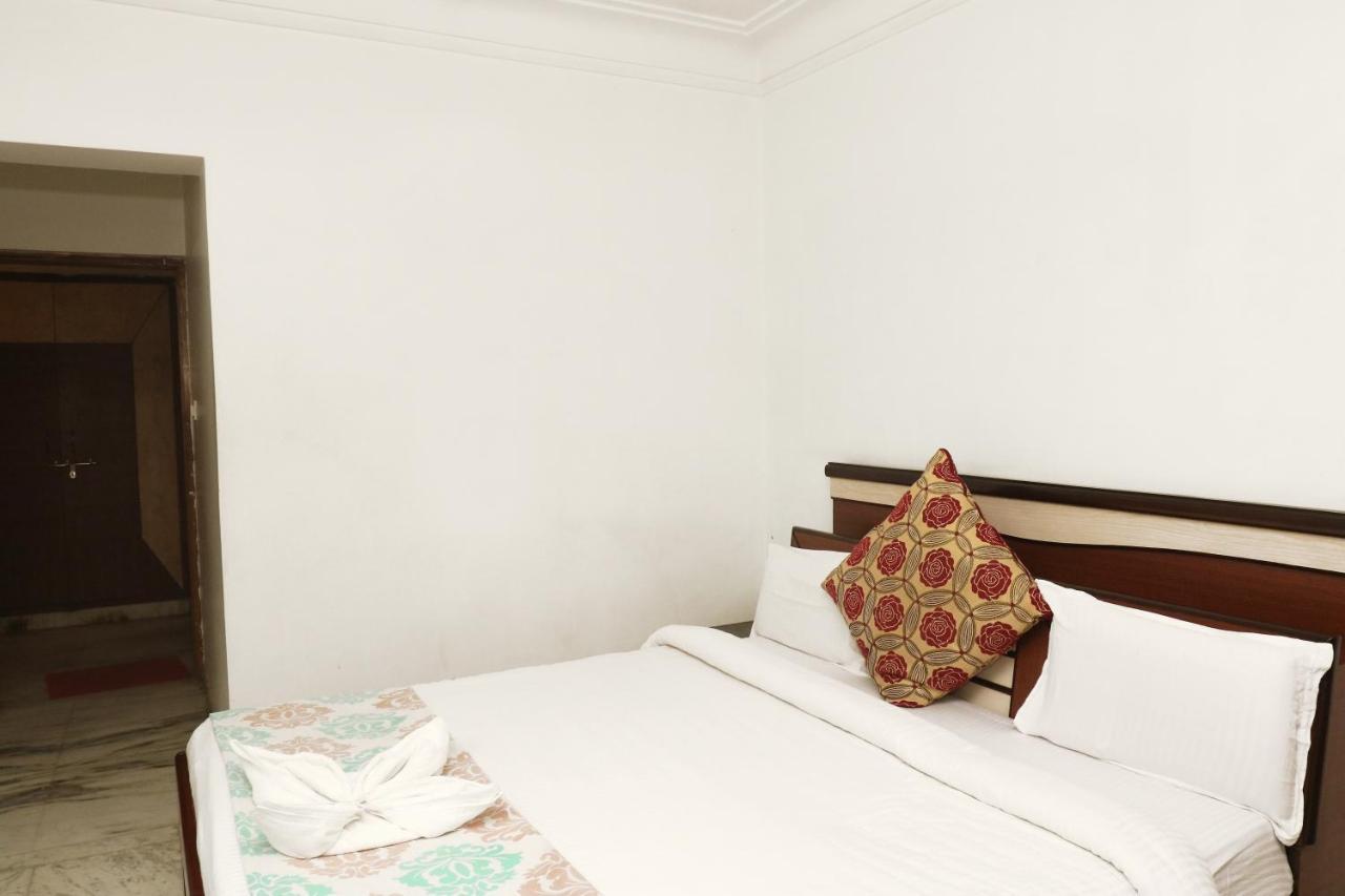 Darshan Palace Hotel