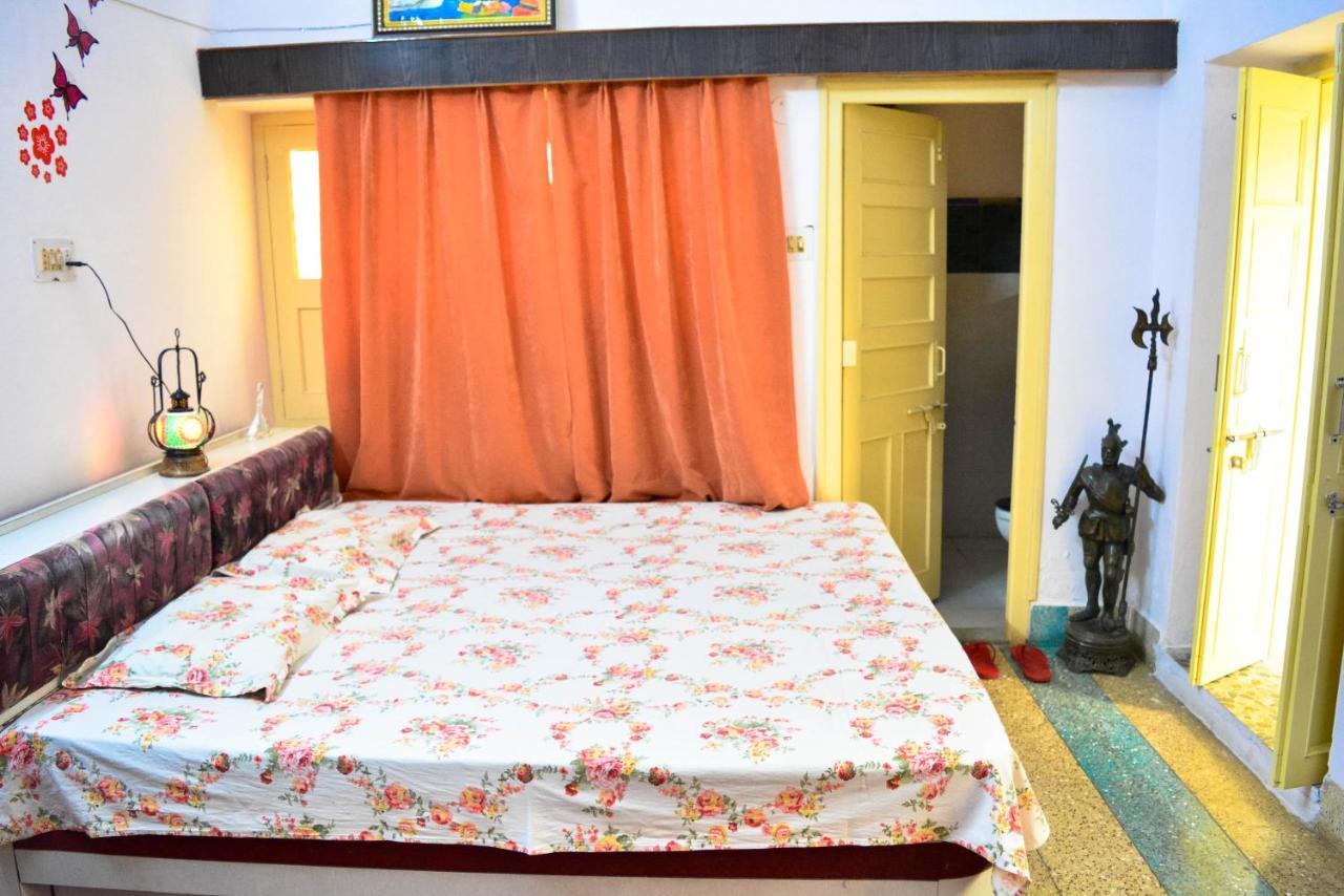 Guest house Chitrangan The Of 2*