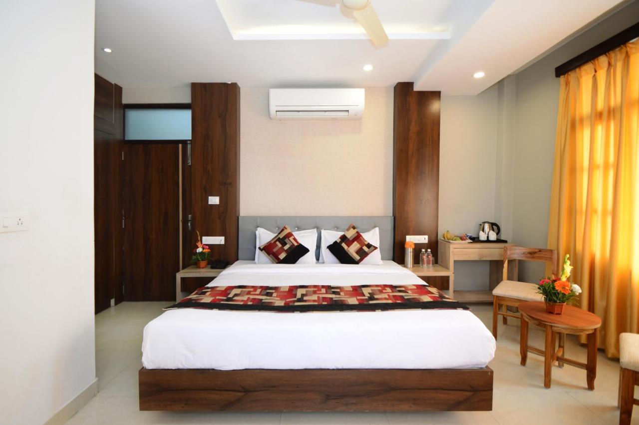 Hopp Hotel 3*