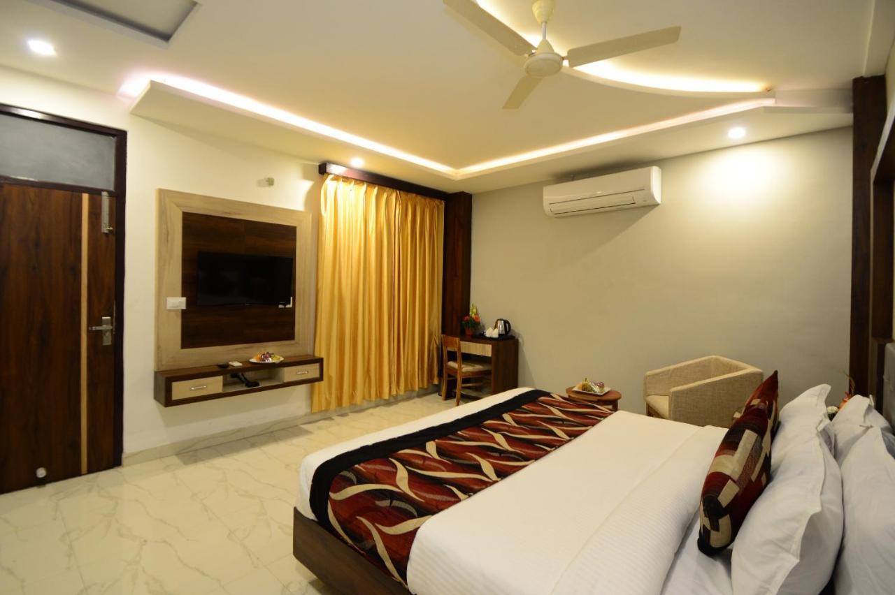 Hotel Hopp 3*