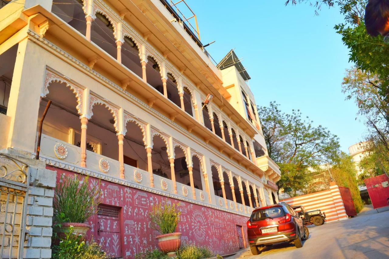 Kurabar Kothi Hotel