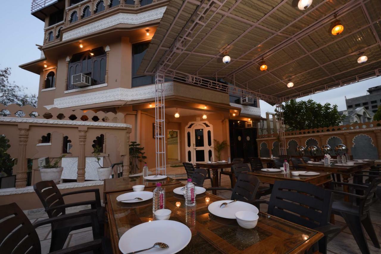 Empire Palace Hotel