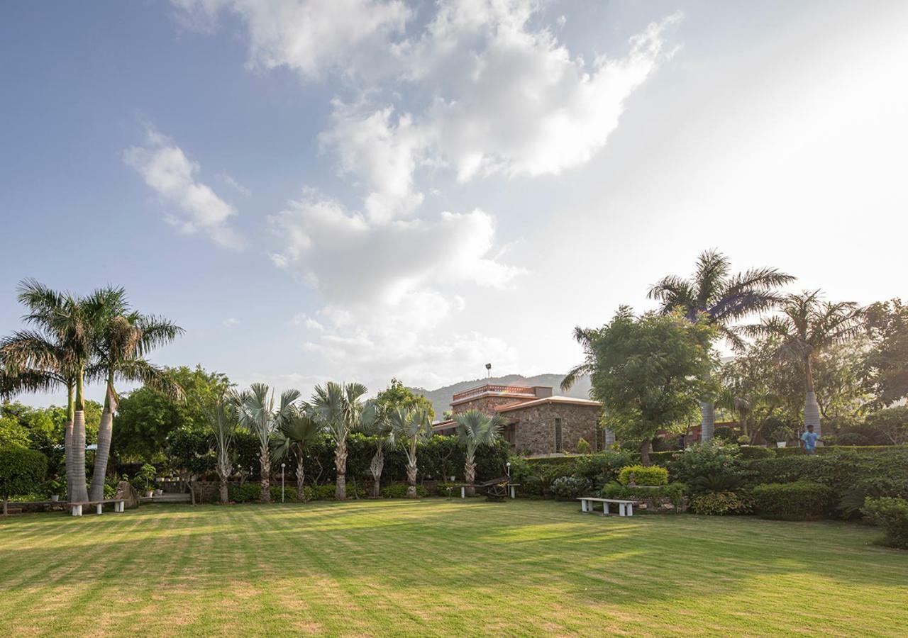 Villa Wild Orchid: Hillside With Pool And Gazebo *