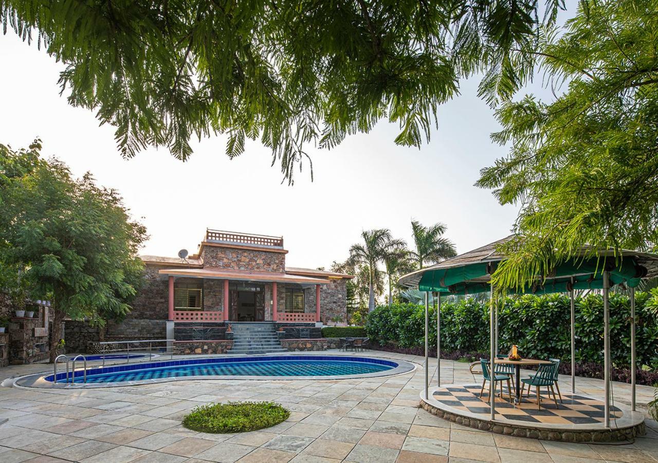Wild Orchid: Hillside With Pool And Gazebo Udaipur