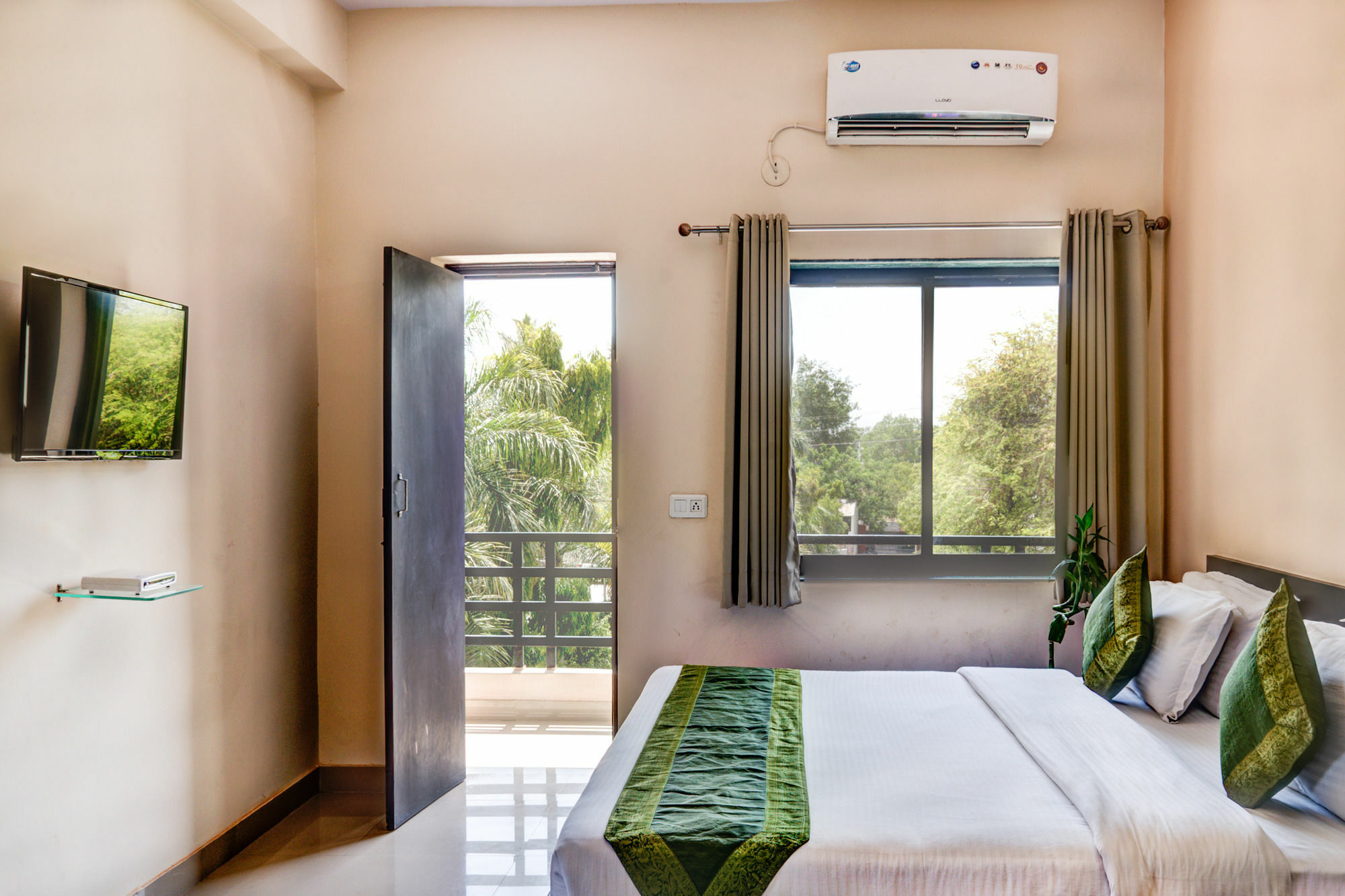 Hotel The Park Classic Udaipur