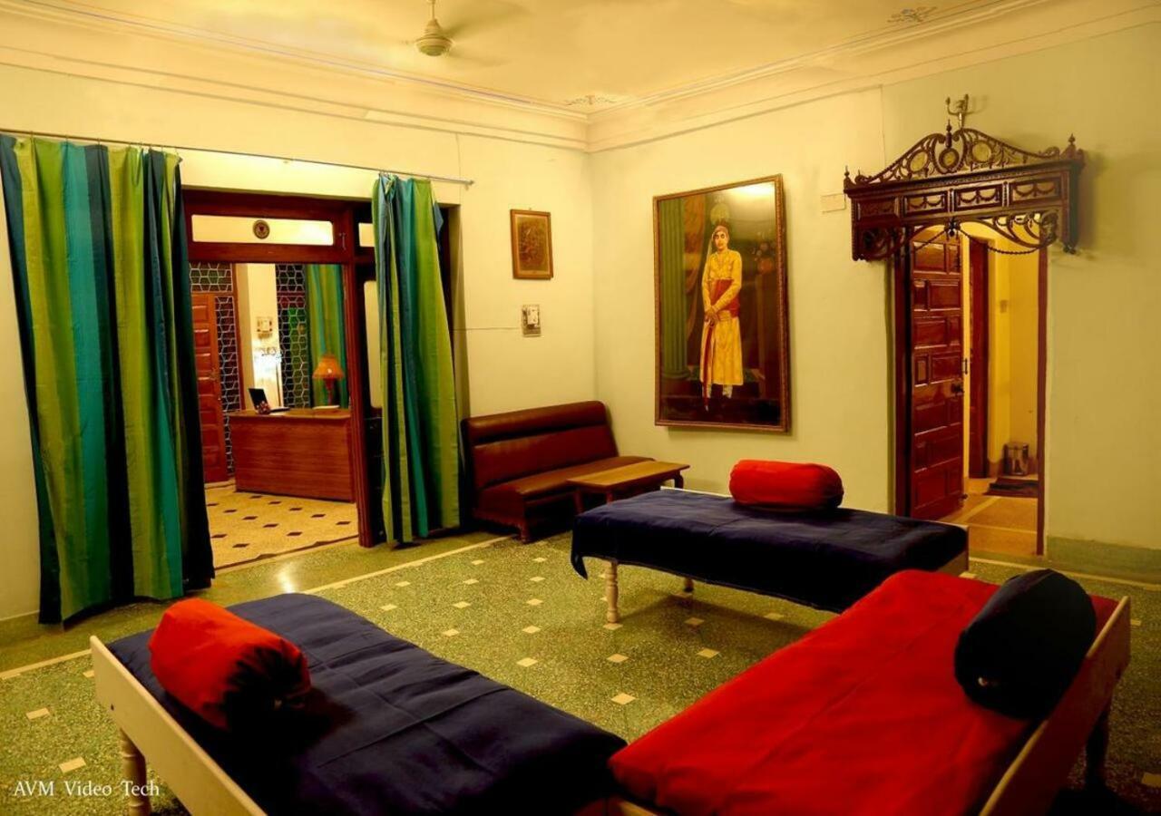 Ambavgarh Palace Hotel Udaipur