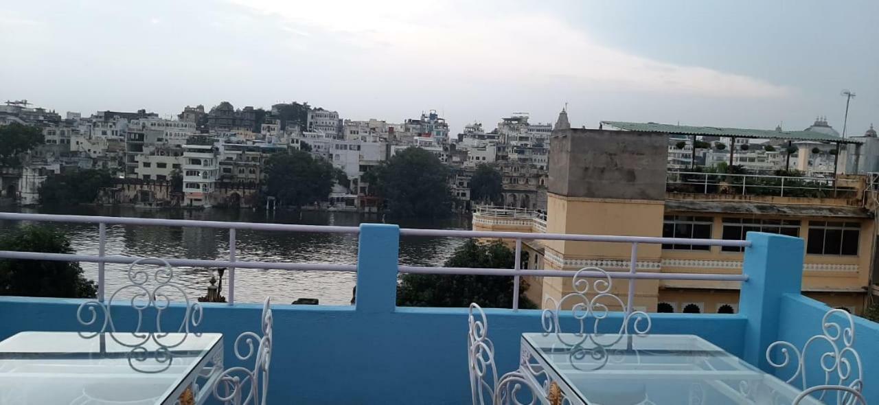 Shiv Palace Guest house