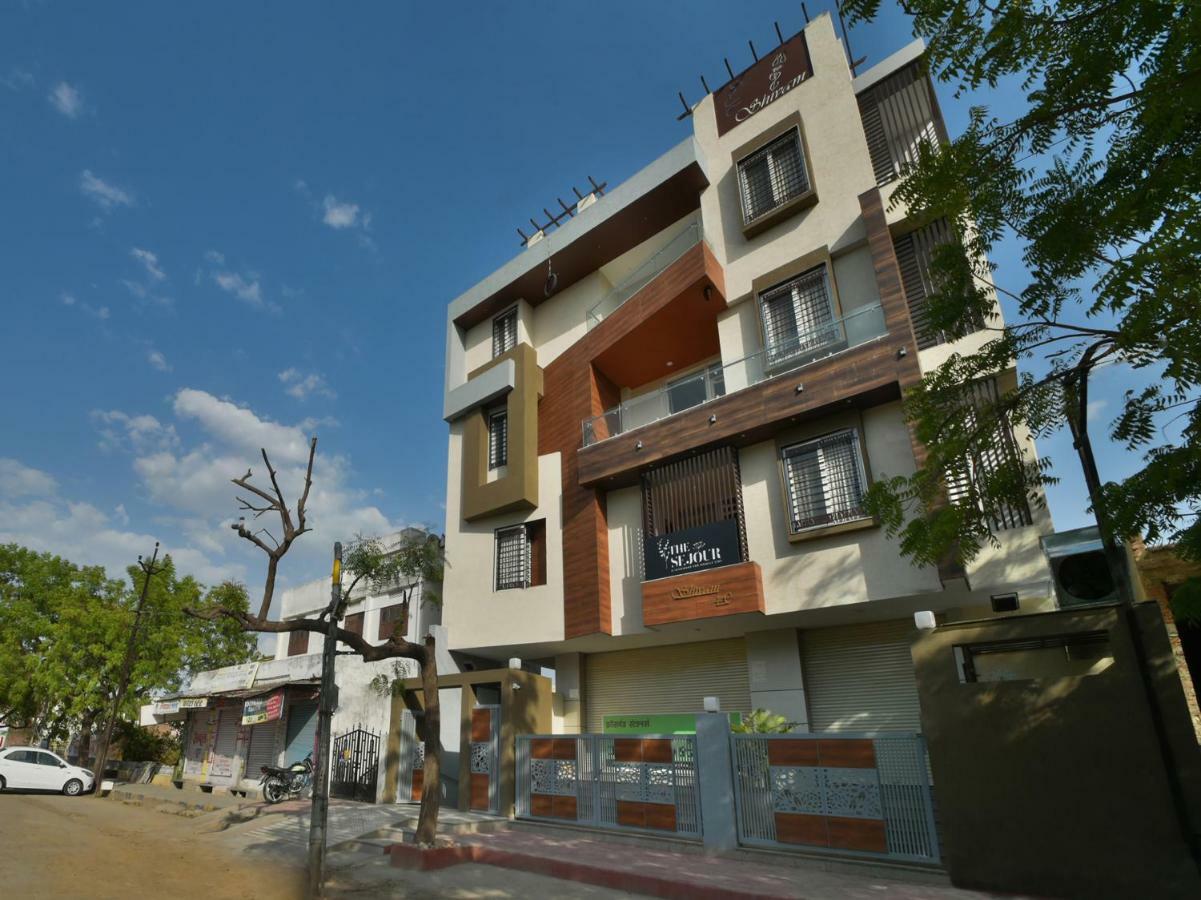 Hotel Capital O 40000 The Sejour Deluxe 3*