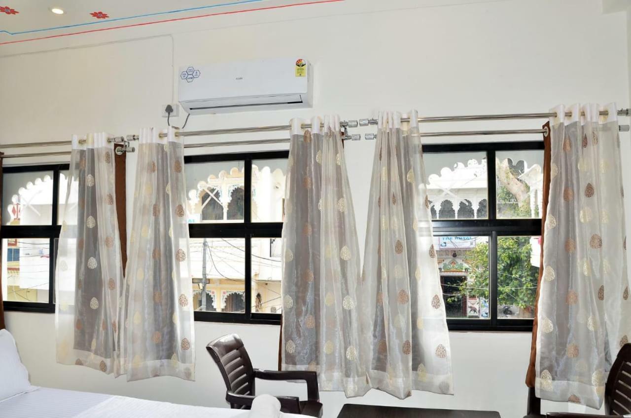 Guest house Shiv Palace