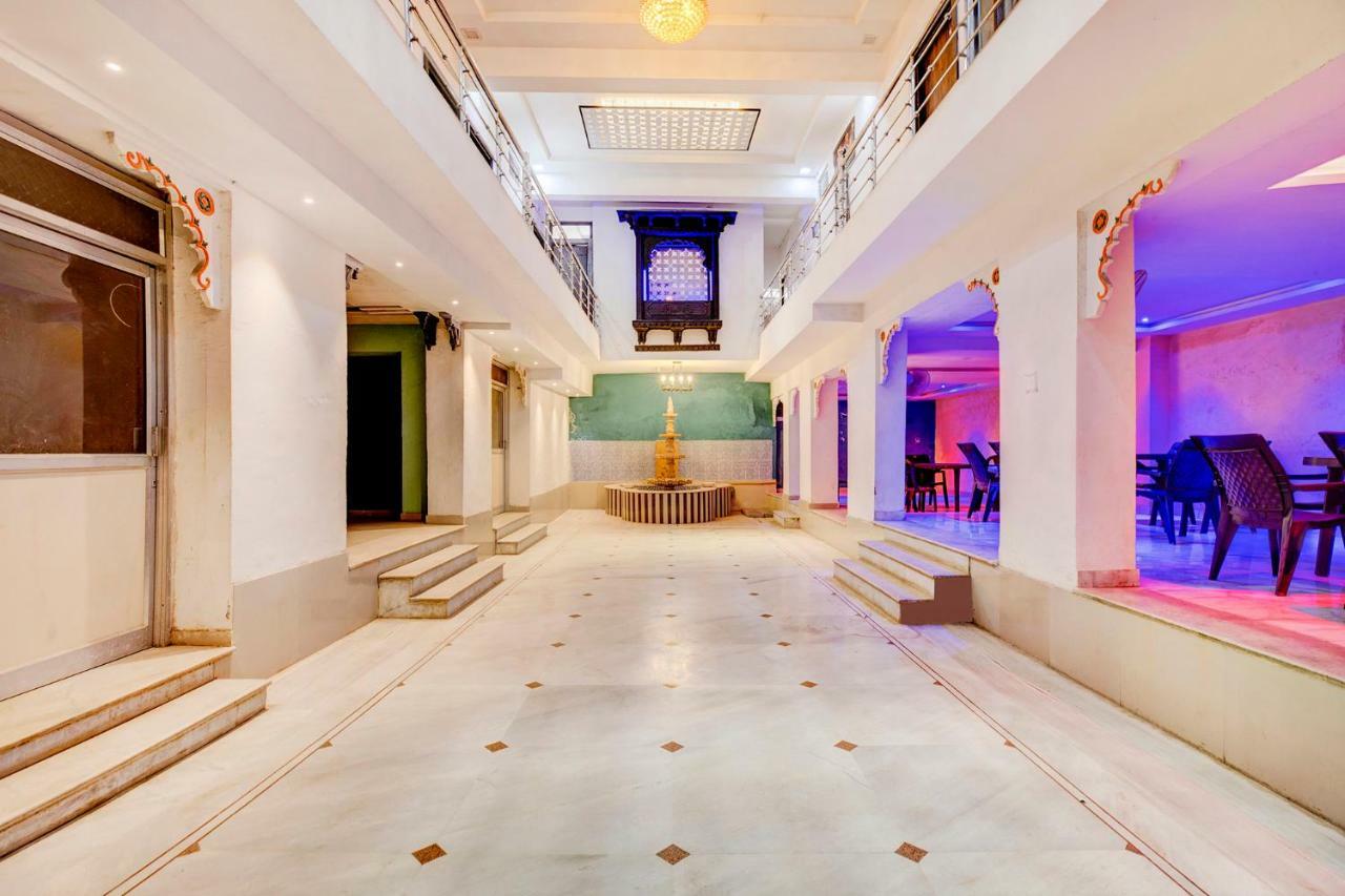 Fabhotel Himanshi Hotel