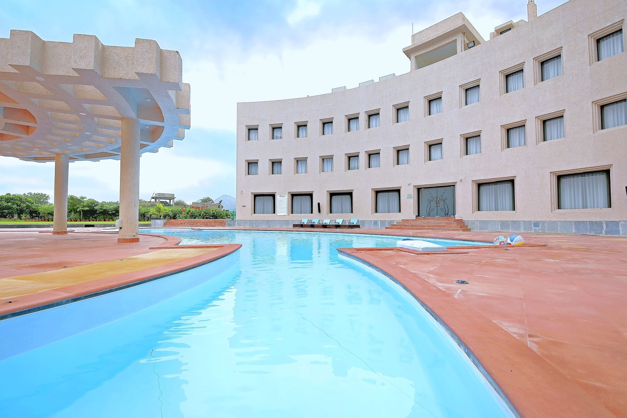 Spectrum Resort, & Convention 5* Udaipur