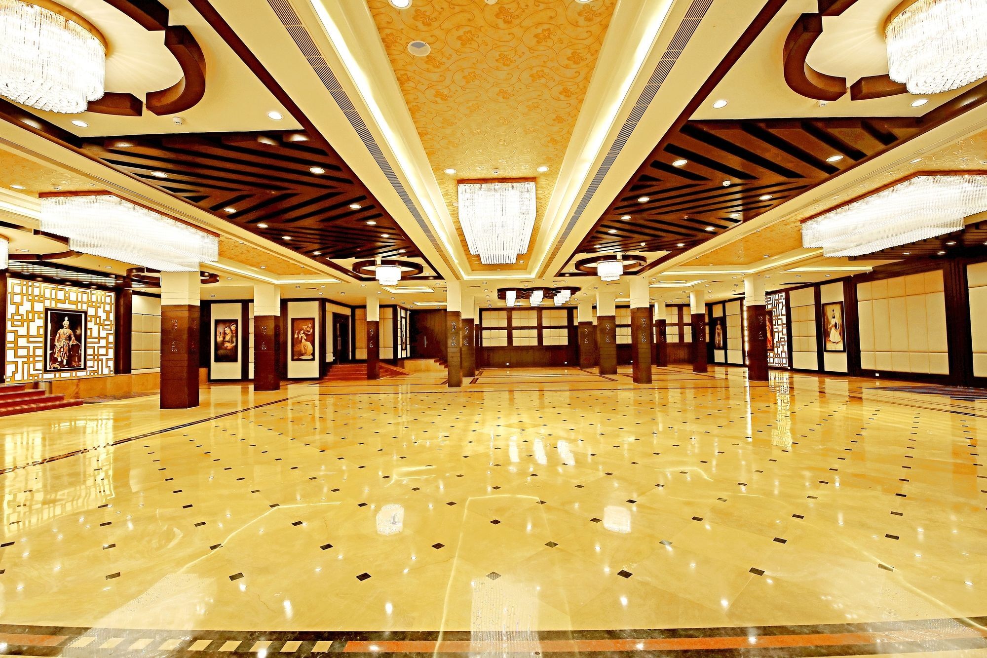 Spectrum Resort, & Convention 5*