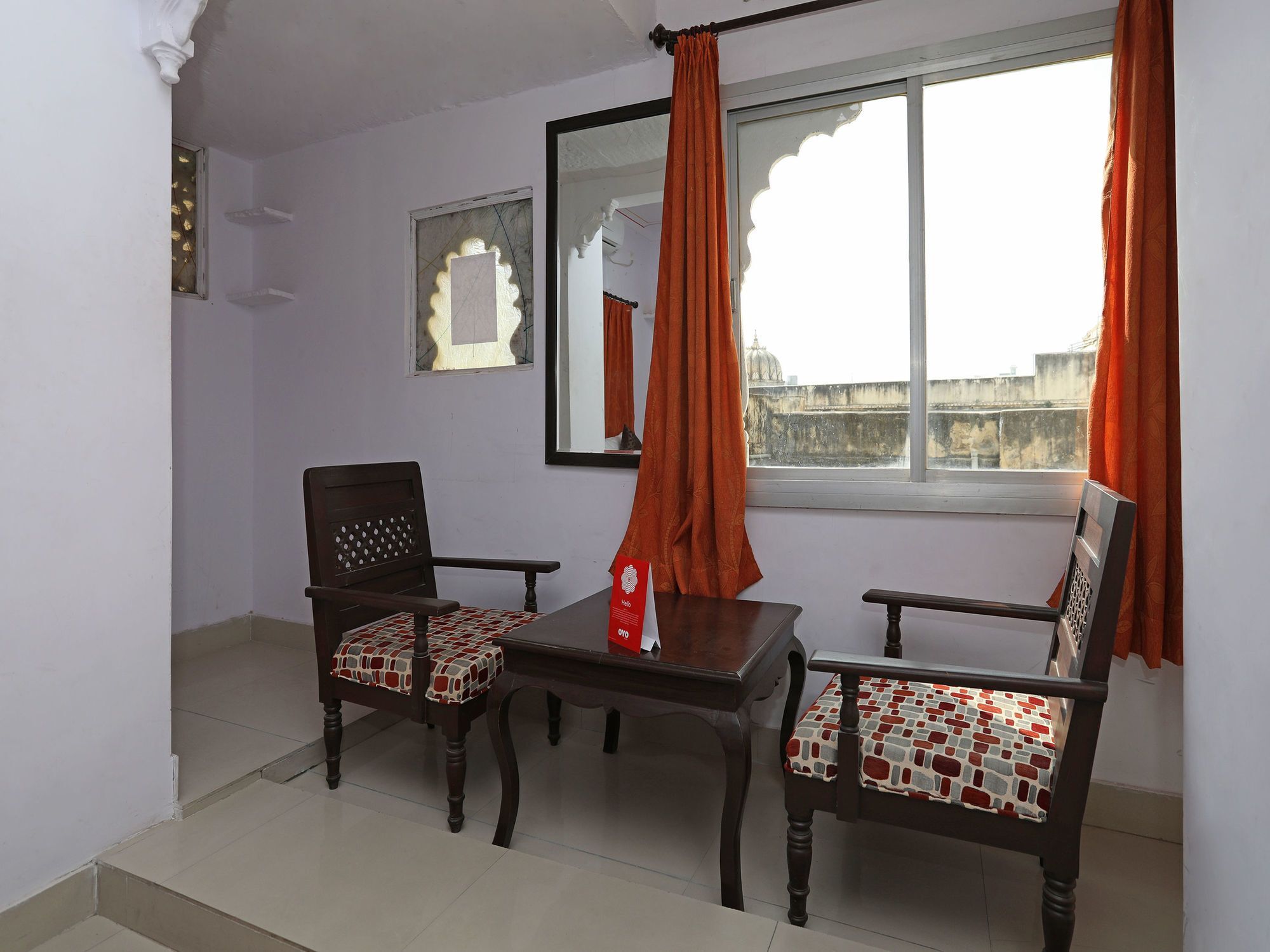 Oyo 10102 Heritage Near Gangaur Ghat