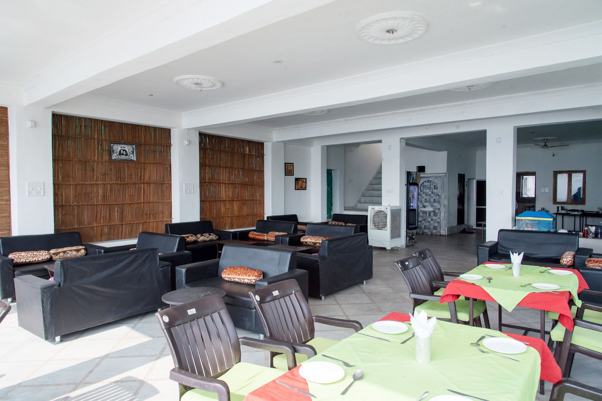 Oyo 156 Haveli 3*
