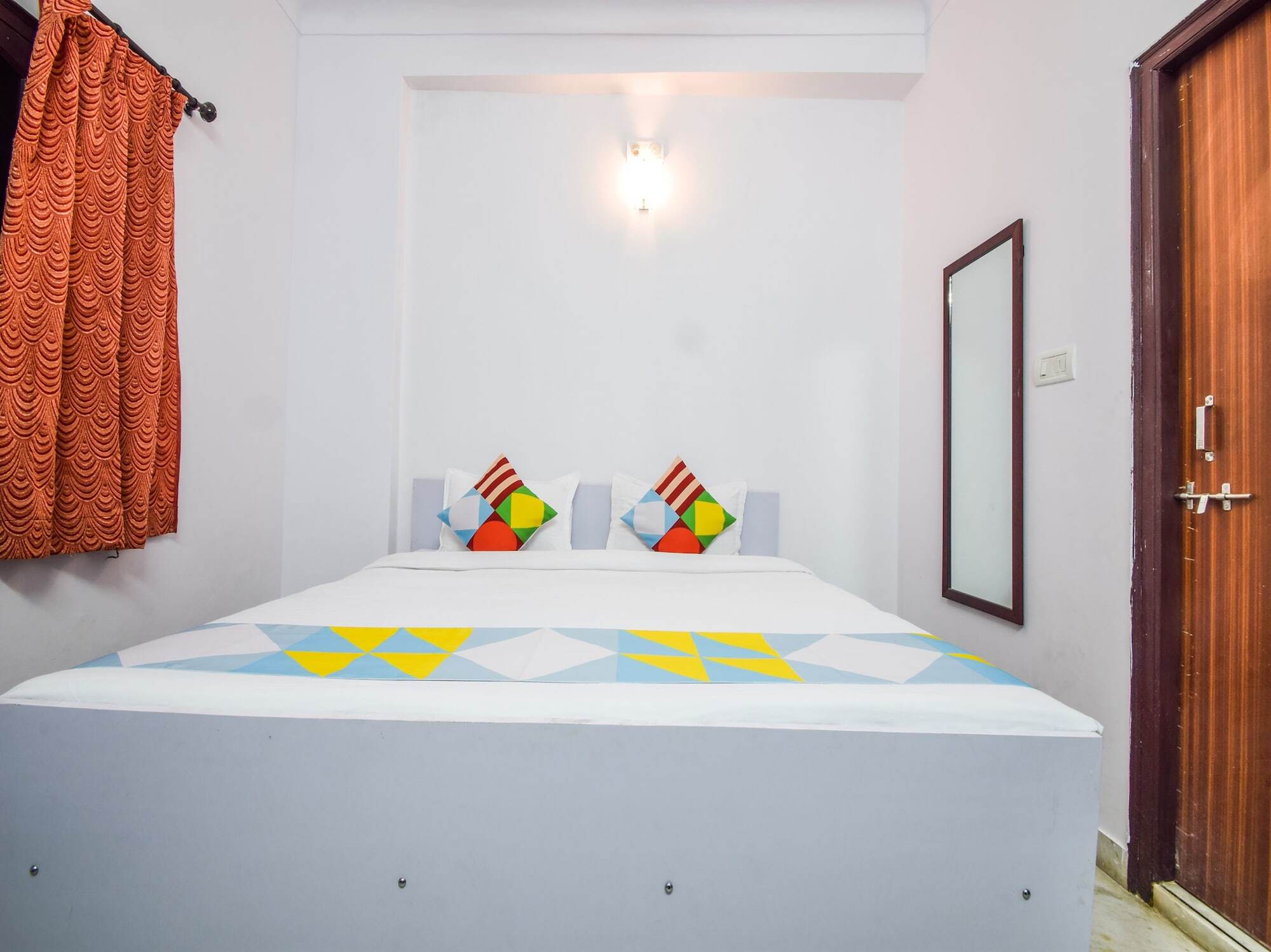Oyo 22469 Heritage Palace Hotel 2*