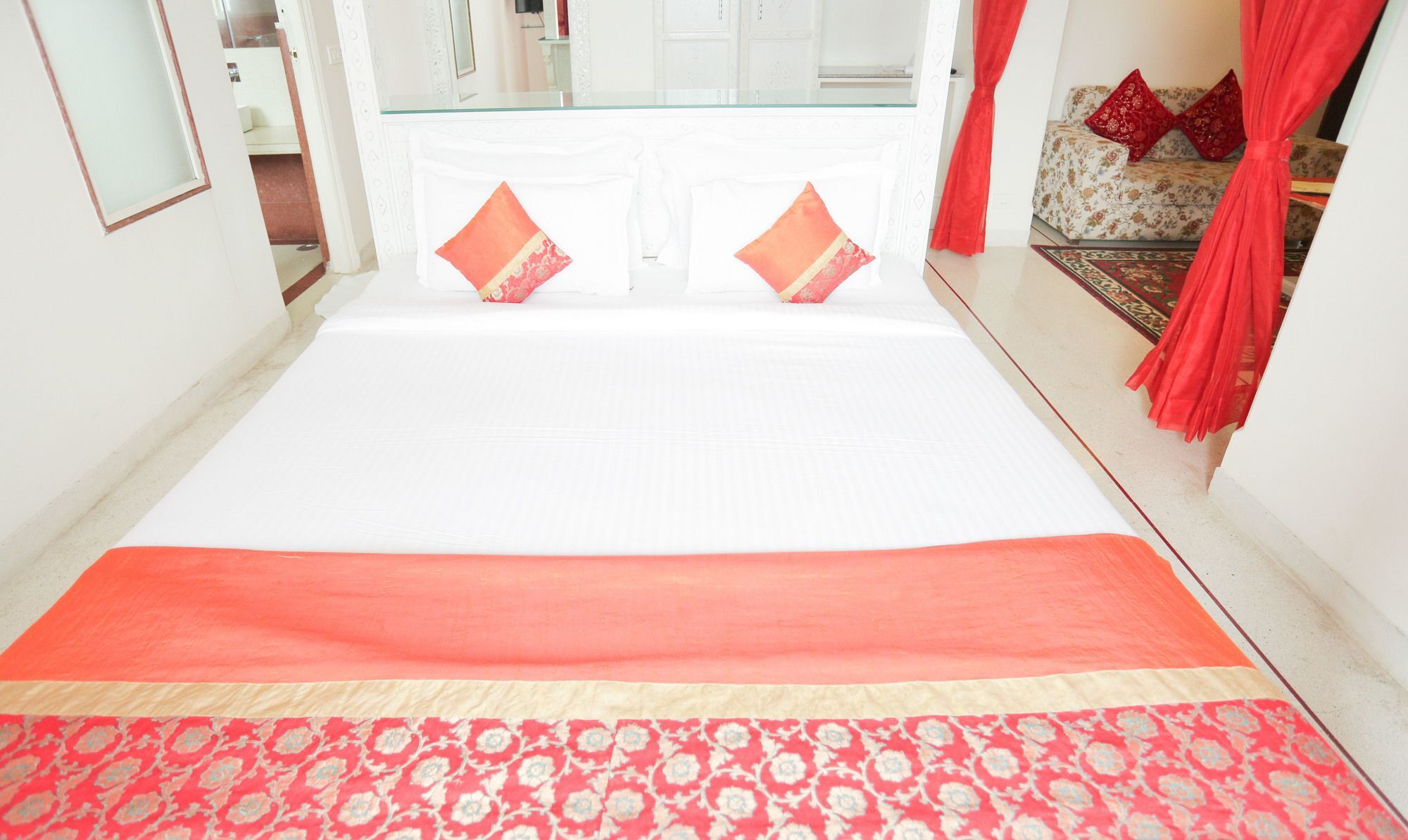 Hotel Brahma Niwas - By The 3*