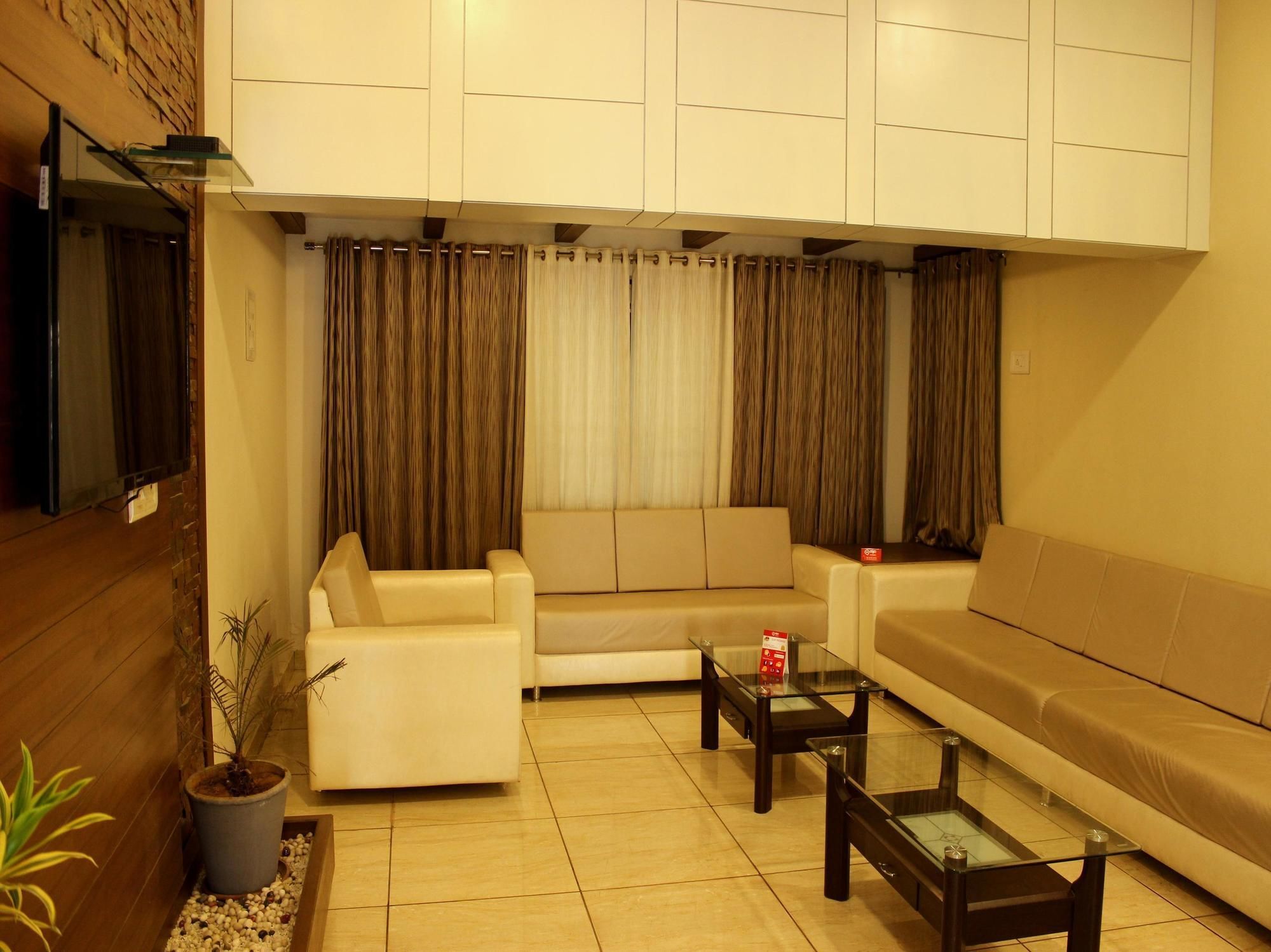 Oyo Hiran Magri Sector 13 Hotel 3*