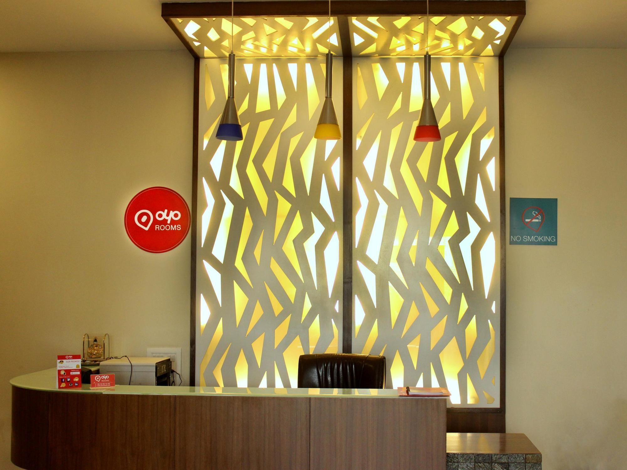 Hotel Oyo Hiran Magri Sector 13