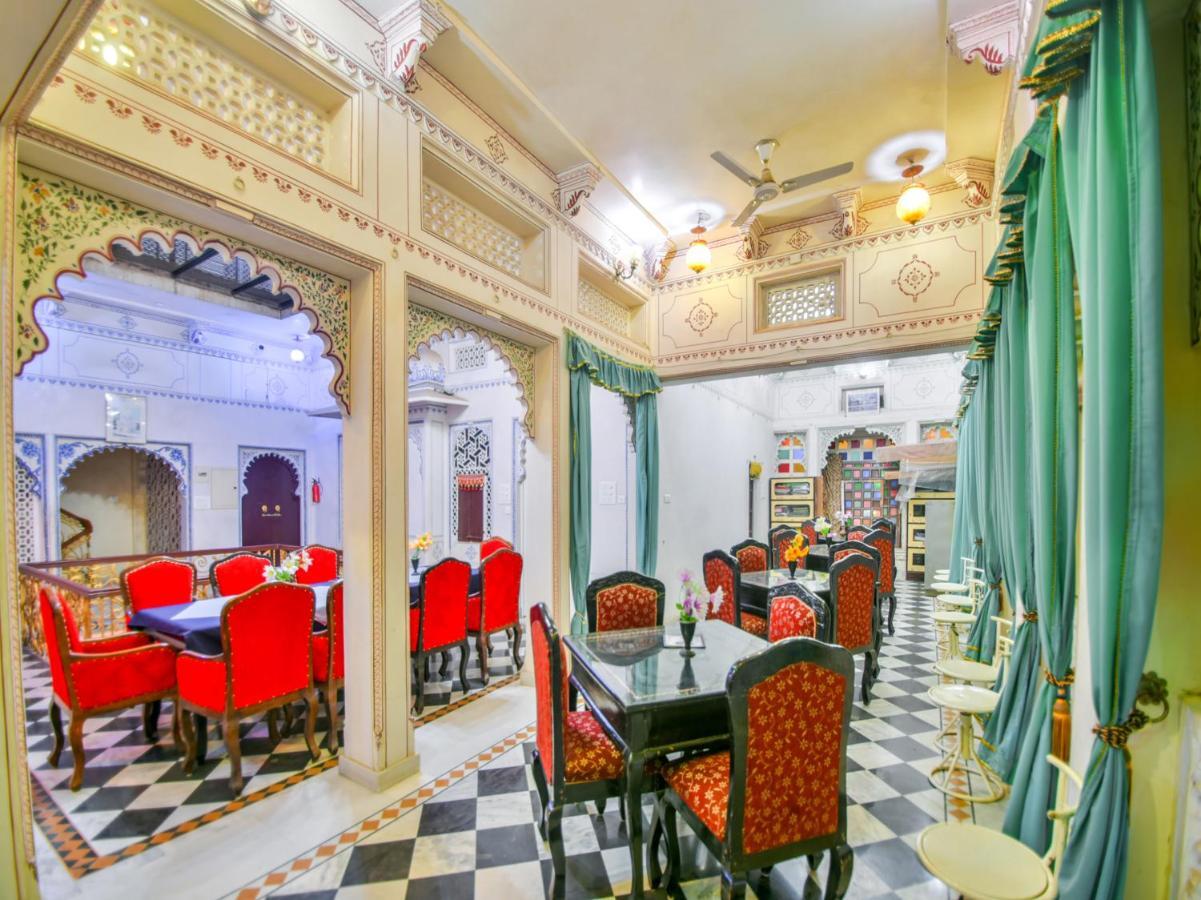Shree Jagdish Mahal Heritage 2*