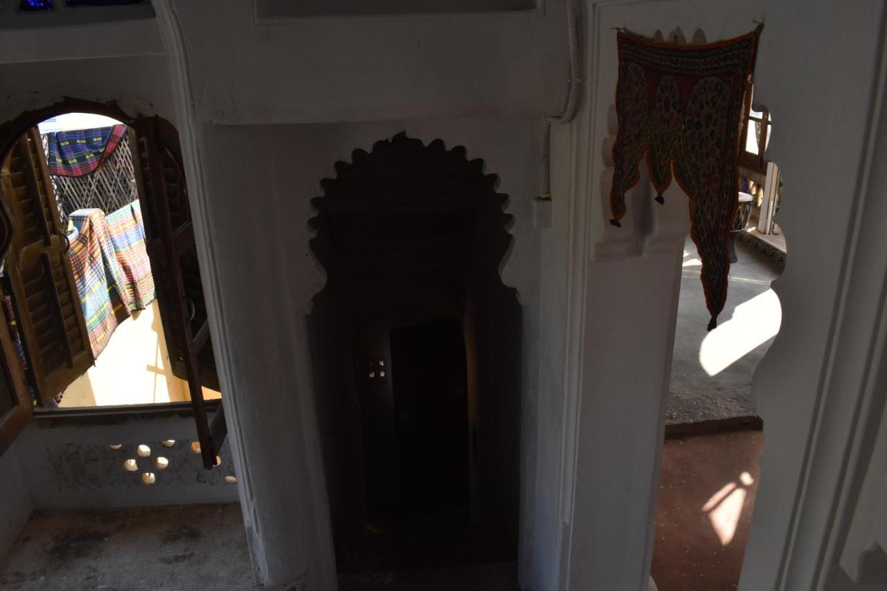Castle Namahstay & Art Space Hostel *
