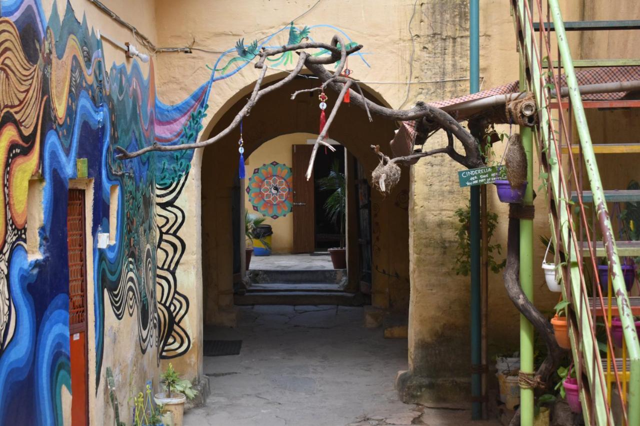 Castle Namahstay & Art Space Hostel *