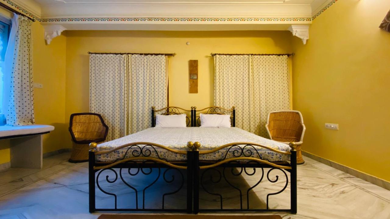Kesar Palace Hotel Udaipur