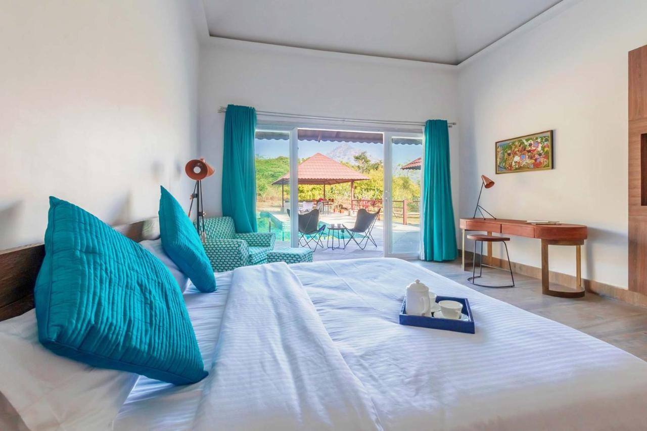 Shivnandani Farms By Vista Villa *