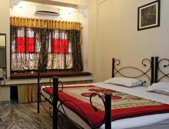 Bed & Breakfast Heritage Haveli 2*
