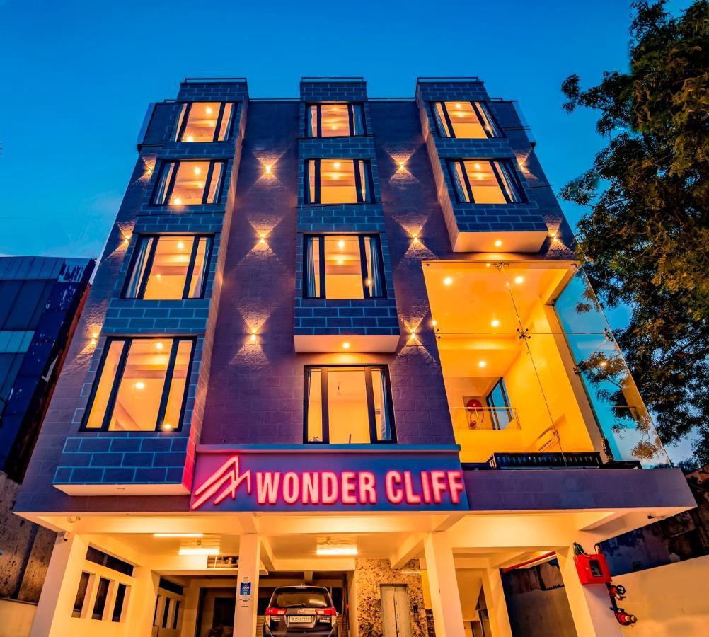 Wonder Cliff Hotel Udaipur