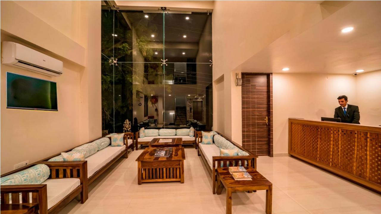 Wonder Cliff Hotel 3*