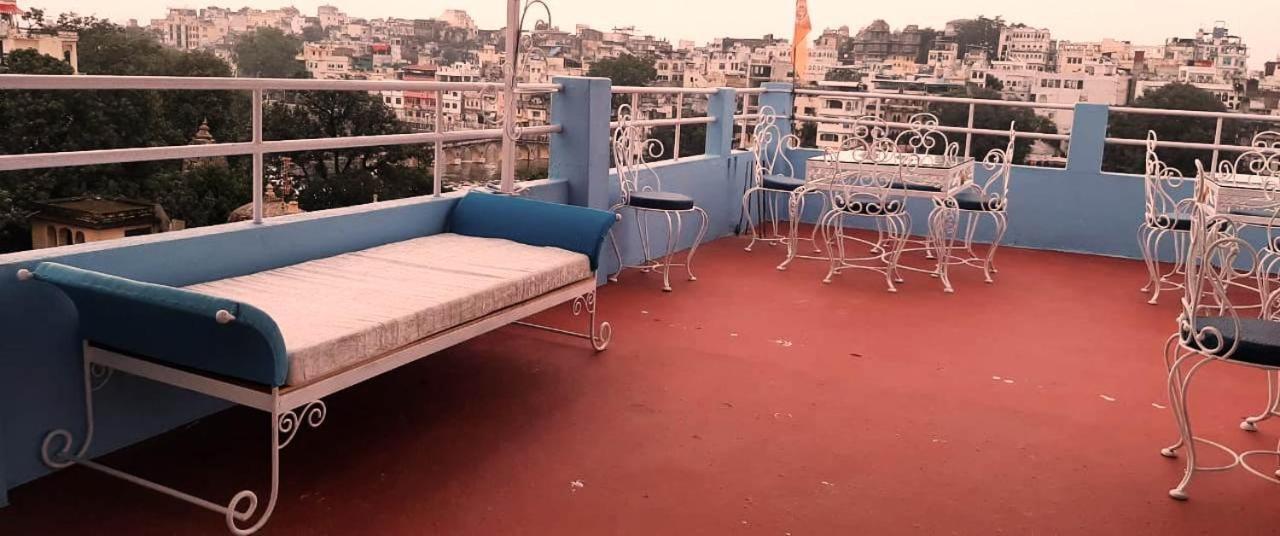 Shiv Palace Guest house