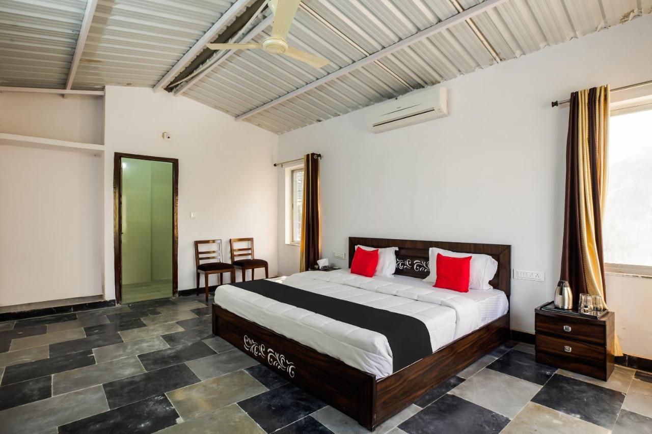Capital O 66699 Badi Garh And Hotel