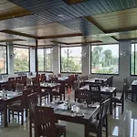 Hotel Paradise Inn