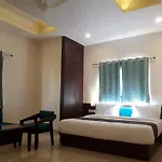 Hotel Paradise Inn