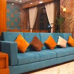 Spring Sky Udaipur By Shrigo Hotels