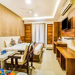 Fabhotel Damanis Ashok Nagar Udaipur