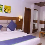 Hotel Blu Orchid Udaipur