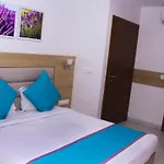 Hotel Blu Orchid Udaipur