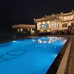 Aura Gold Resort