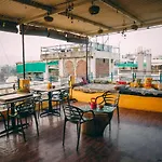 Hostel Mama