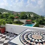 Aura Gold Resort