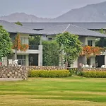Tatsaraasa Resort & Spa, Udaipur