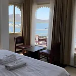 Peacock Guest House - Lake View Hotel In Udaipur